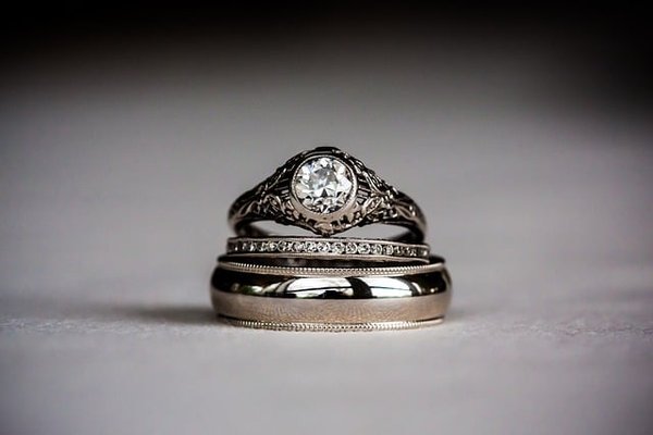 Comment entretenir et conserver vos bijoux de mariage ?