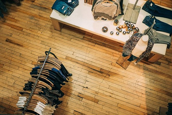 Les tendances de vêtements en 2023 : Ce que vous devez savoir !